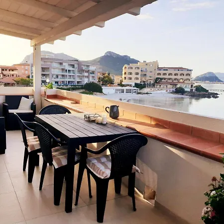 Deluxe Apartment Golfo Aranci